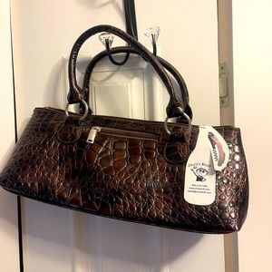 Insulated wine purse with cork screw, napkins and coasters
